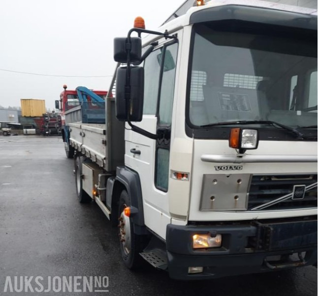 2002 Volvo FL 4x2 Tippbil Retarder, Hydraulikk, Brøyteplate - Самоскид вантажівка: фото 4 2002 Volvo FL 4x2 Tippbil Retarder, Hydraulikk, Brøyteplate - Самоскид вантажівка: фото 4