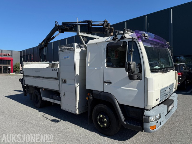 2003 MAN LE 12.200 KRANBIL, HIAB 066 B-2, RADIOSTYRING, SKAP, HENGERFESTE - Вантажівка з маніпулятором: фото 3 2003 MAN LE 12.200 KRANBIL, HIAB 066 B-2, RADIOSTYRING, SKAP, HENGERFESTE - Вантажівка з маніпулятором: фото 3