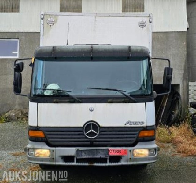 2004 Mercedes-Benz 818/42AT7,5, Reparasjonsobjekt - Вантажівка з закритим кузовом: фото 3 2004 Mercedes-Benz 818/42AT7,5, Reparasjonsobjekt - Вантажівка з закритим кузовом: фото 3
