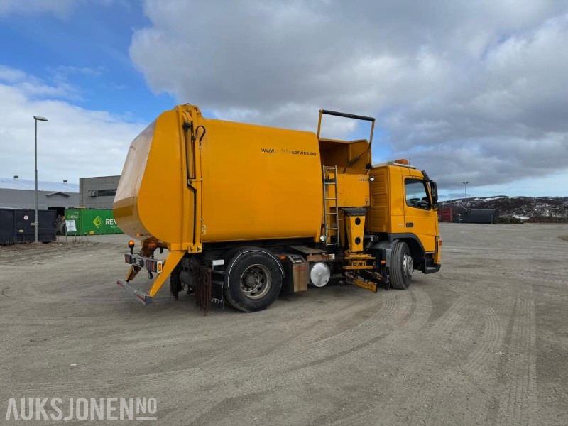 2004 Volvo FM-9 4X2 Komprimator - Sidelaster - 247983KM - Сміттєвози: фото 4 2004 Volvo FM-9 4X2 Komprimator - Sidelaster - 247983KM - Сміттєвози: фото 4