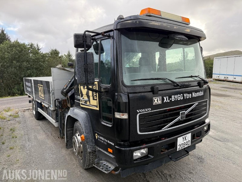 2005 VOLVO FL6H Kranbil med Fast Plan 267842 km Svingbare Lemmer - Вантажівка з маніпулятором: фото 3 2005 VOLVO FL6H Kranbil med Fast Plan 267842 km Svingbare Lemmer - Вантажівка з маніпулятором: фото 3