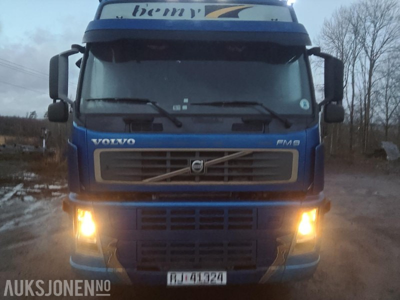 2005 Volvo FM9 - Вантажівка з закритим кузовом: фото 5 2005 Volvo FM9 - Вантажівка з закритим кузовом: фото 5