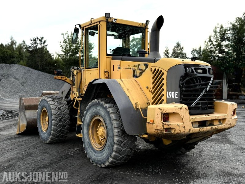 2005 Volvo L90E hjullaster med skuffe / 3. funksjon / pallegaffel - Колісний навантажувач: фото 3 2005 Volvo L90E hjullaster med skuffe / 3. funksjon / pallegaffel - Колісний навантажувач: фото 3