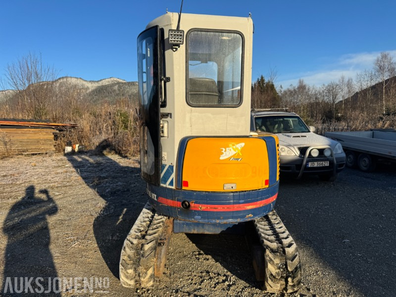 2007 IHI 35NX2 GRAVEMANSKIN MED 2 SKUFFER OG MASKINHENGER TIL TRAKTOR - Міні-екскаватор: фото 4 2007 IHI 35NX2 GRAVEMANSKIN MED 2 SKUFFER OG MASKINHENGER TIL TRAKTOR - Міні-екскаватор: фото 4