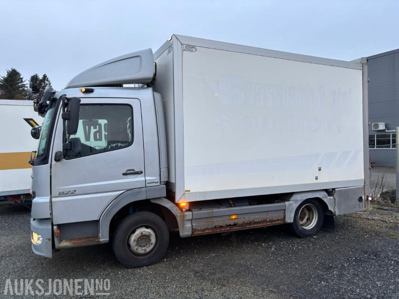 2007 Mercedes-Benz Servicebil Med Palfinger kran og Diesel generator. - Вантажівка з закритим кузовом: фото 2 2007 Mercedes-Benz Servicebil Med Palfinger kran og Diesel generator. - Вантажівка з закритим кузовом: фото 2