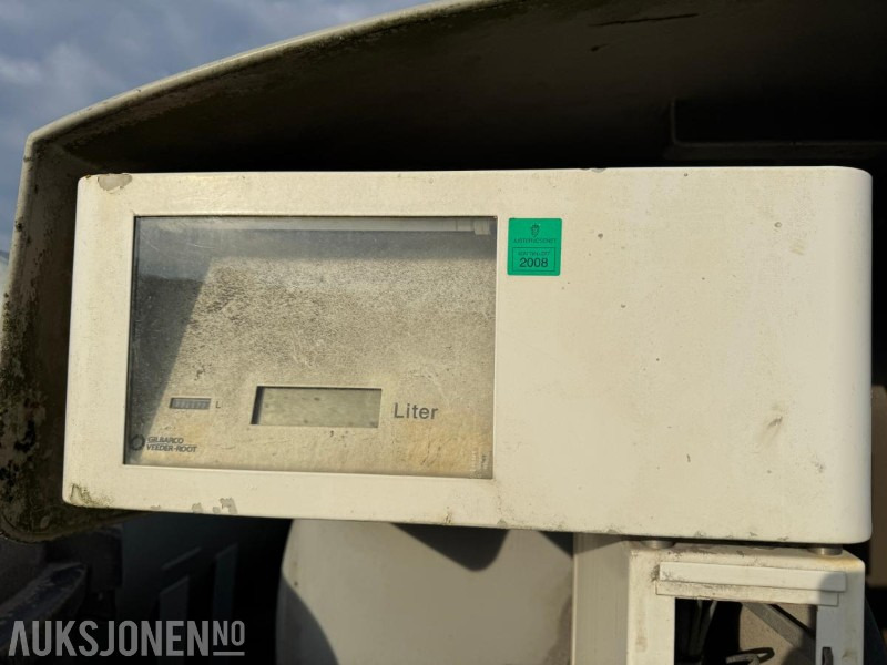 2007 Tankanlegg med pumpe og opplegg for kortleser 19900 liter - Бурова установка: фото 3 2007 Tankanlegg med pumpe og opplegg for kortleser 19900 liter - Бурова установка: фото 3