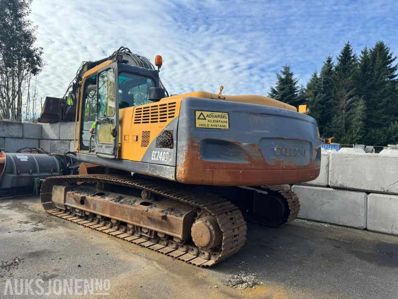 2007 Volvo EC240BNLC - Gravemaskin - Timer: 11393 - Екскаватор: фото 3 2007 Volvo EC240BNLC - Gravemaskin - Timer: 11393 - Екскаватор: фото 3