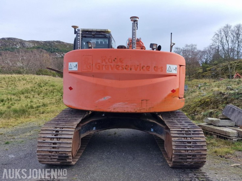 2009 Hitachi ZX225USLC-3 Beltegraver m/GPS/Rototilt med klype/Pusseskuffe, 12800 timer - Екскаватор: фото 5 2009 Hitachi ZX225USLC-3 Beltegraver m/GPS/Rototilt med klype/Pusseskuffe, 12800 timer - Екскаватор: фото 5