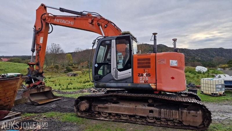 2009 Hitachi ZX225USLC-3 Beltegraver m/GPS/Rototilt med klype/Pusseskuffe, 12800 timer - Екскаватор: фото 3 2009 Hitachi ZX225USLC-3 Beltegraver m/GPS/Rototilt med klype/Pusseskuffe, 12800 timer - Екскаватор: фото 3