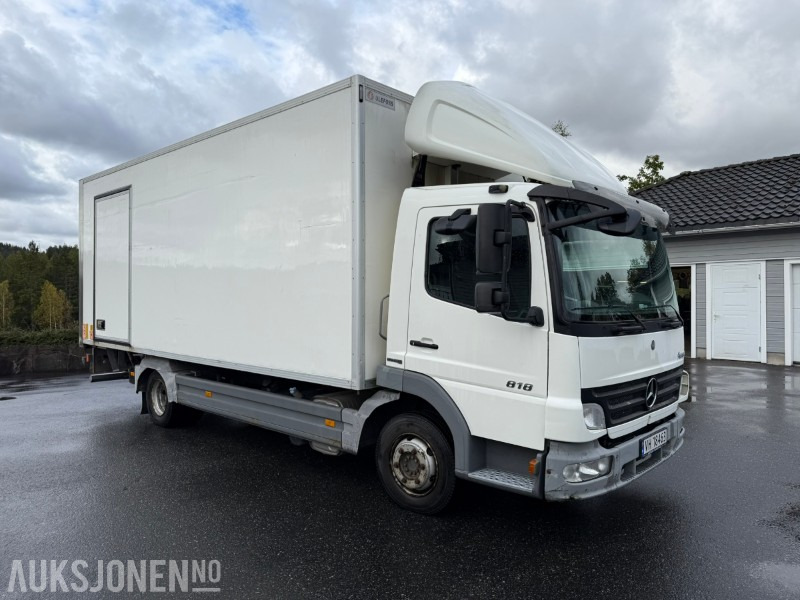 2010 Mercedes-Benz Atego 818 skapbil m/ Thermo King og Zepro bakløft - Вантажівка з закритим кузовом: фото 3 2010 Mercedes-Benz Atego 818 skapbil m/ Thermo King og Zepro bakløft - Вантажівка з закритим кузовом: фото 3