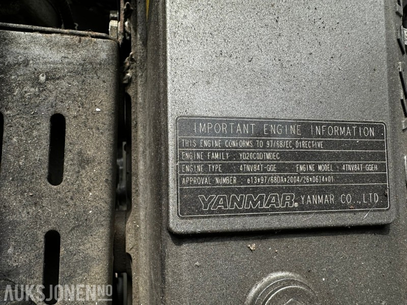 Будівельне обладнання 2010 Yanmar 4TNV84T-GGEH: фото 6