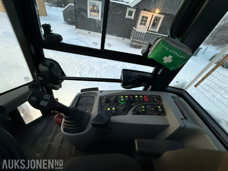 Колісний навантажувач 2012 Cat 907H2 - Planeringsskuffe - Pallegaffler - 3646T: фото 9