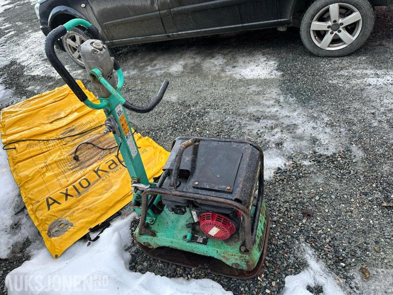 2012 Mikasa MVH 150G hoppetusse - Каток: фото 1 2012 Mikasa MVH 150G hoppetusse - Каток: фото 1