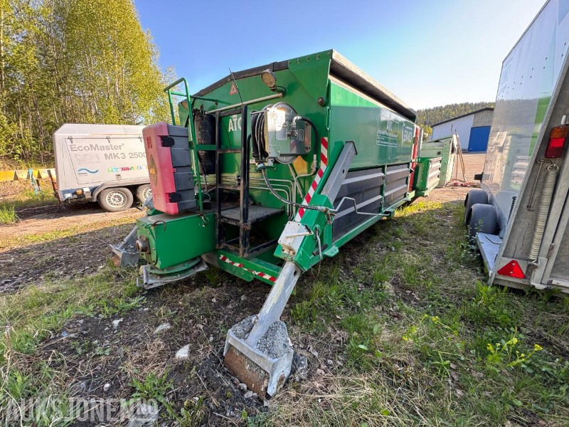 2013 ATC Asfalt Termo container med emulsjonstank / Asfalt lappemaskin - Будівельне обладнання: фото 5 2013 ATC Asfalt Termo container med emulsjonstank / Asfalt lappemaskin - Будівельне обладнання: фото 5