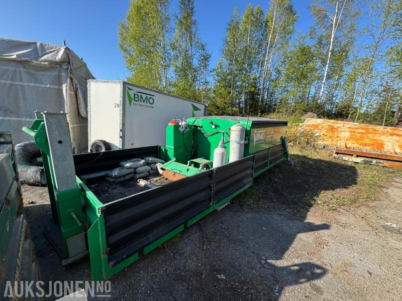 2013 ATC Asfalt Termo container med emulsjonstank / Asfalt lappemaskin - Будівельне обладнання: фото 1 2013 ATC Asfalt Termo container med emulsjonstank / Asfalt lappemaskin - Будівельне обладнання: фото 1