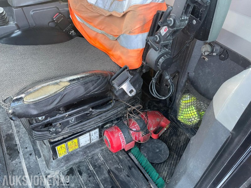 Колісний навантажувач 2013 Cat 938K Hjullaster, 9988 timer, Sertifisert til Juli 2026: фото 37