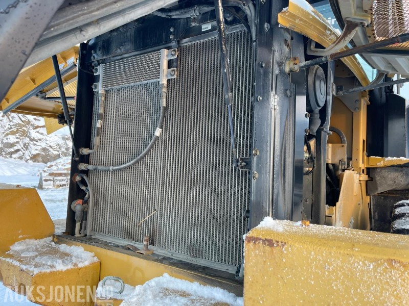 Колісний навантажувач 2013 Cat 938K Hjullaster, 9988 timer, Sertifisert til Juli 2026: фото 31