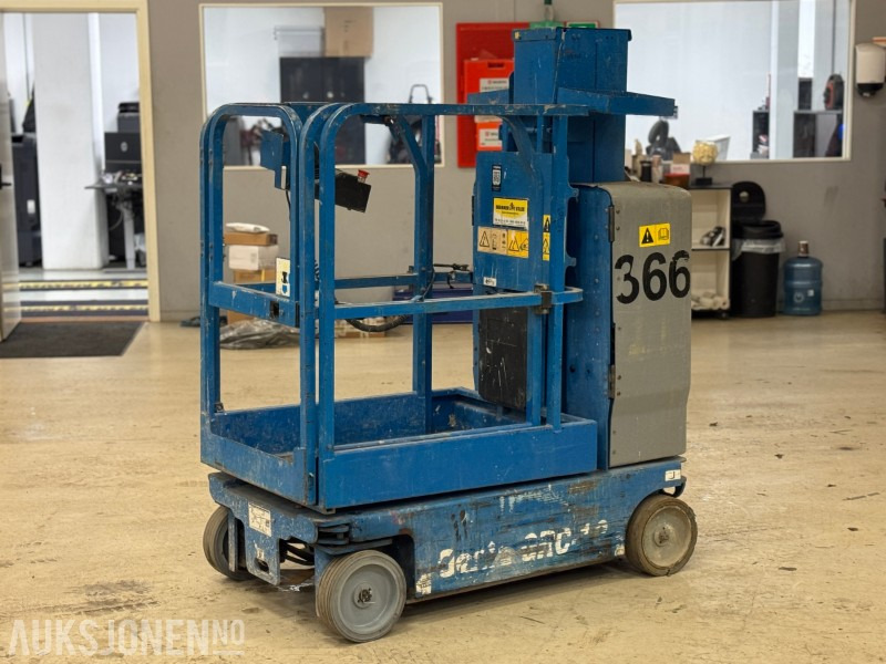 2013 Genie GRC12 mastelift - Підйомник: фото 2 2013 Genie GRC12 mastelift - Підйомник: фото 2