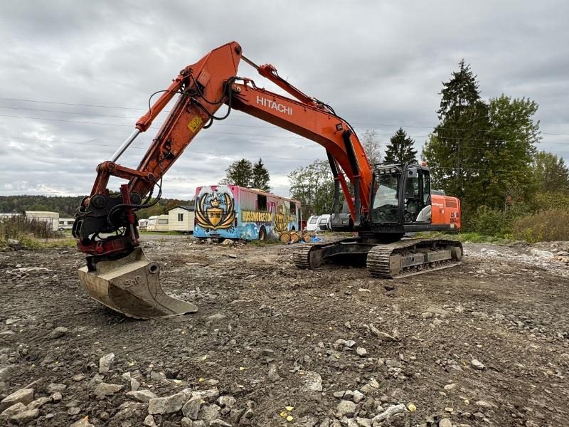 2013 Hitachi ZX250LC-5B,Servicehistorikk, Indexator tiltrotator,sorterings-/rivningsklype,pigghammer, 3 skuffer - Екскаватор: фото 2 2013 Hitachi ZX250LC-5B,Servicehistorikk, Indexator tiltrotator,sorterings-/rivningsklype,pigghammer, 3 skuffer - Екскаватор: фото 2