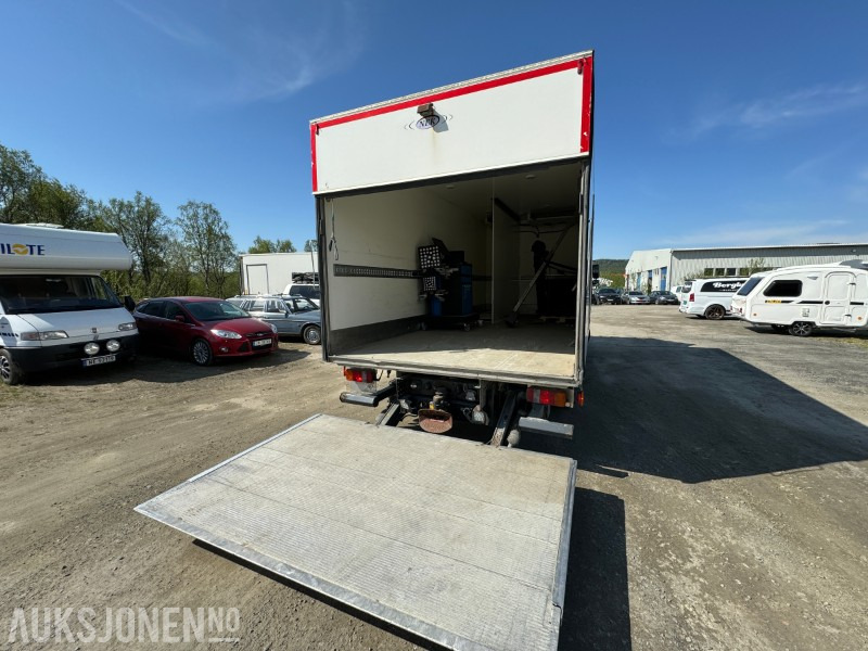 2013 MAN TGL 8.220 4X2BL - 18PL Carrier Frys - Bakløft - EU-Godkjent - Вантажівка з закритим кузовом: фото 4 2013 MAN TGL 8.220 4X2BL - 18PL Carrier Frys - Bakløft - EU-Godkjent - Вантажівка з закритим кузовом: фото 4