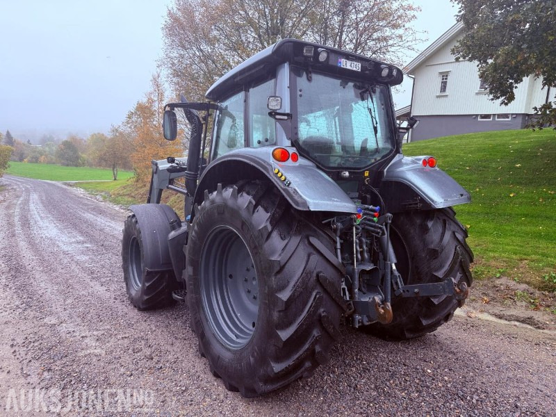 2013 Valtra N143 Direct med fronthydraulikk og kraftuttak(PTO) - Nylig EU godkjent - Трактор: фото 4 2013 Valtra N143 Direct med fronthydraulikk og kraftuttak(PTO) - Nylig EU godkjent - Трактор: фото 4