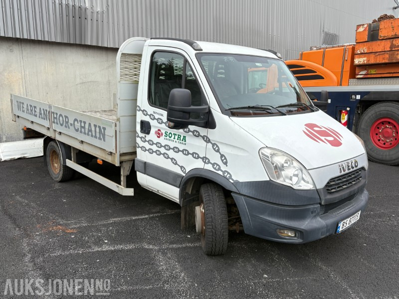 2014 Iveco Daily planbil - KUN 67 099 km! - Бортова вантажівка/ Платформа: фото 2 2014 Iveco Daily planbil - KUN 67 099 km! - Бортова вантажівка/ Платформа: фото 2