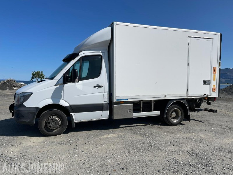 2014 Mercedes-Benz 516 Bluetec Sprinter Automat, kun 157716 km, SKAB påbygg, og 750 kg Zepro bakløft - Вантажівка з закритим кузовом: фото 2 2014 Mercedes-Benz 516 Bluetec Sprinter Automat, kun 157716 km, SKAB påbygg, og 750 kg Zepro bakløft - Вантажівка з закритим кузовом: фото 2