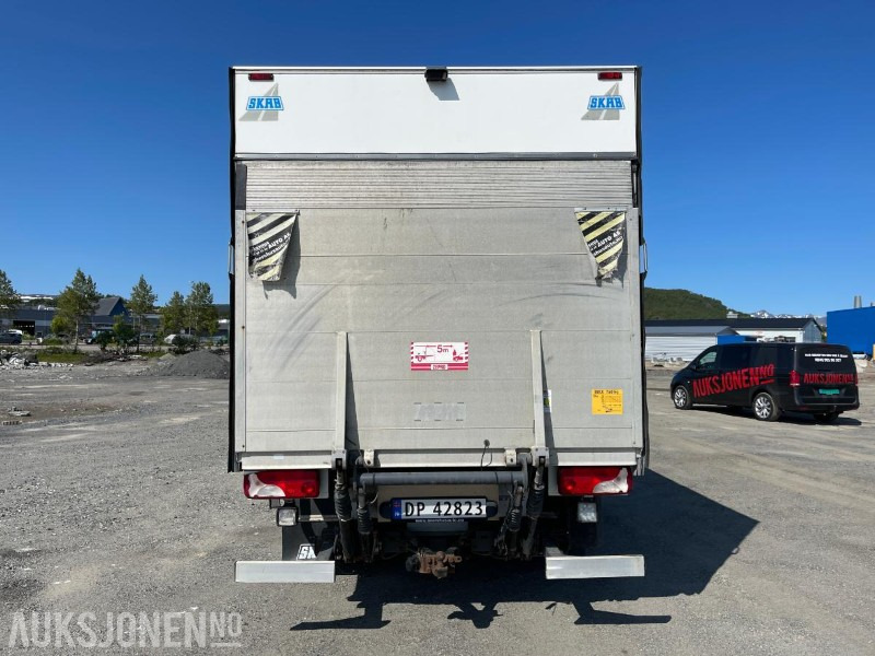 2014 Mercedes-Benz 516 Bluetec Sprinter Automat, kun 157716 km, SKAB påbygg, og 750 kg Zepro bakløft - Вантажівка з закритим кузовом: фото 5 2014 Mercedes-Benz 516 Bluetec Sprinter Automat, kun 157716 km, SKAB påbygg, og 750 kg Zepro bakløft - Вантажівка з закритим кузовом: фото 5