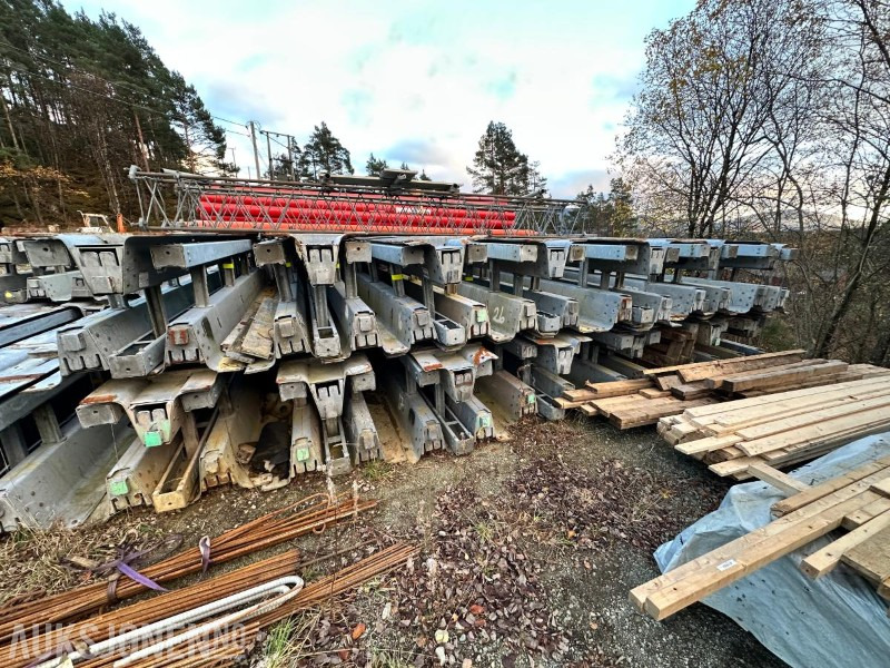 2014 Varioguard Tungsikring - komplett parti 161 rette elementer + 6 endeelementer - Будівельне обладнання: фото 3 2014 Varioguard Tungsikring - komplett parti 161 rette elementer + 6 endeelementer - Будівельне обладнання: фото 3