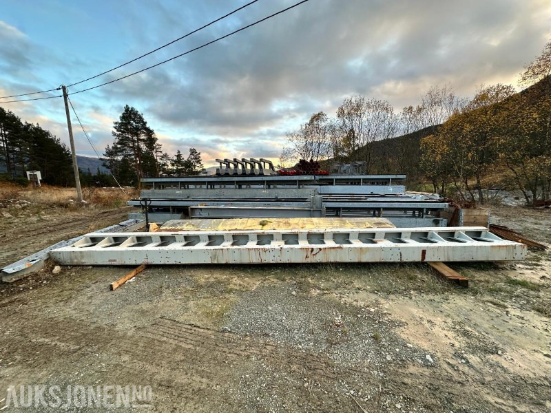 2014 Varioguard Tungsikring - komplett parti 161 rette elementer + 6 endeelementer - Будівельне обладнання: фото 4 2014 Varioguard Tungsikring - komplett parti 161 rette elementer + 6 endeelementer - Будівельне обладнання: фото 4