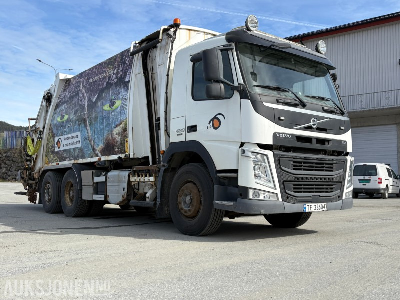 2014 Volvo FM 420 renovasjonsbil med 2-kammers løsning - Сміттєвози: фото 2 2014 Volvo FM 420 renovasjonsbil med 2-kammers løsning - Сміттєвози: фото 2