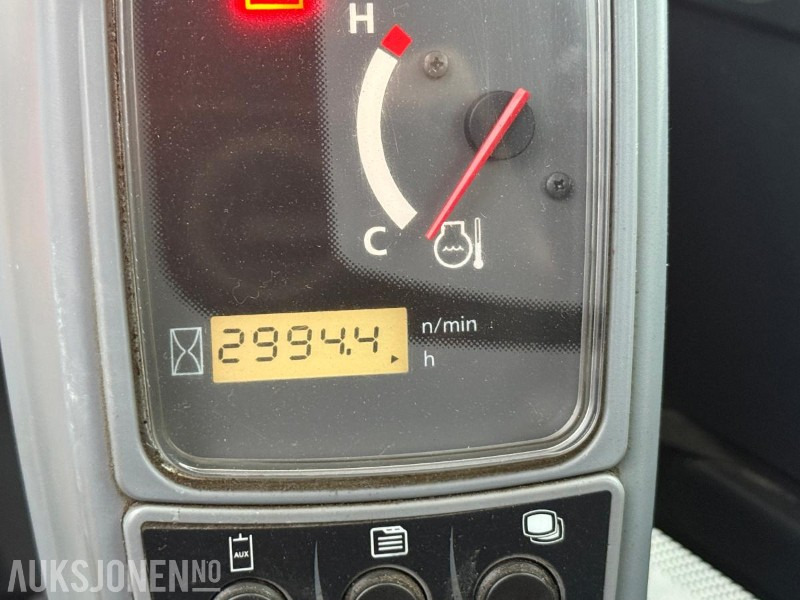 Міні-екскаватор 2016 Kubota KX019-4 MINIGRAVER NYE BELTER SERVICEHISTORIKK NY SERVICE 12/25.: фото 23