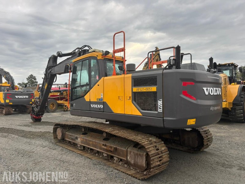 2016 Volvo EC220EL gravemaskin - Екскаватор: фото 3 2016 Volvo EC220EL gravemaskin - Екскаватор: фото 3