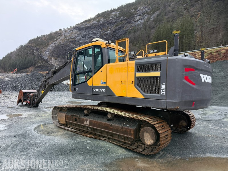 2016 Volvo EC220EL gravemaskin - sentralsmøring - Gjerstad hurtigfeste - Rototilt tiltrotator - Leica GPS - Екскаватор: фото 3 2016 Volvo EC220EL gravemaskin - sentralsmøring - Gjerstad hurtigfeste - Rototilt tiltrotator - Leica GPS - Екскаватор: фото 3