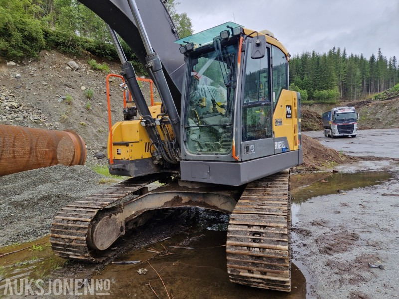 2016 Volvo EC235EL Beltegraver - tiltrotator - GPS - Skuffe - Екскаватор: фото 4 2016 Volvo EC235EL Beltegraver - tiltrotator - GPS - Skuffe - Екскаватор: фото 4