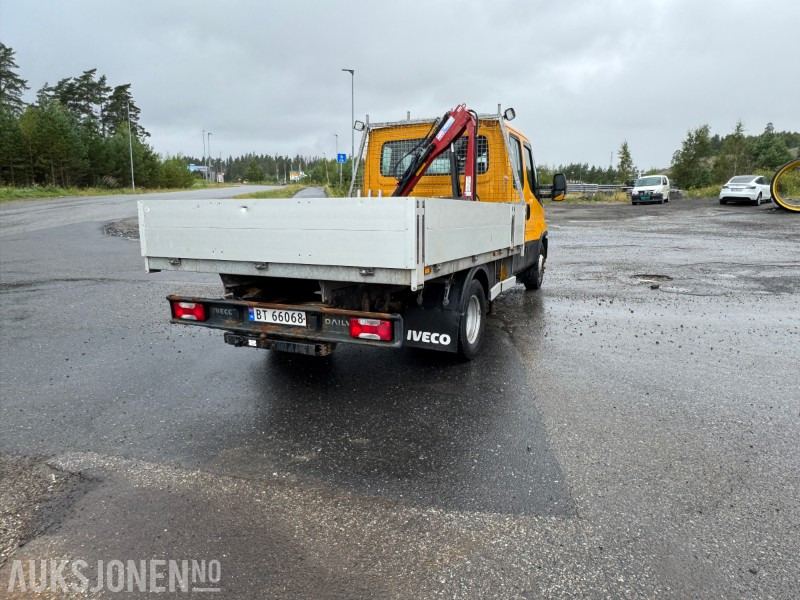 2017 Iveco Daily dobbelkabin m/kran, Webasto, innredning, inverter og vinterhjul - Бортова вантажівка/ Платформа: фото 5 2017 Iveco Daily dobbelkabin m/kran, Webasto, innredning, inverter og vinterhjul - Бортова вантажівка/ Платформа: фото 5