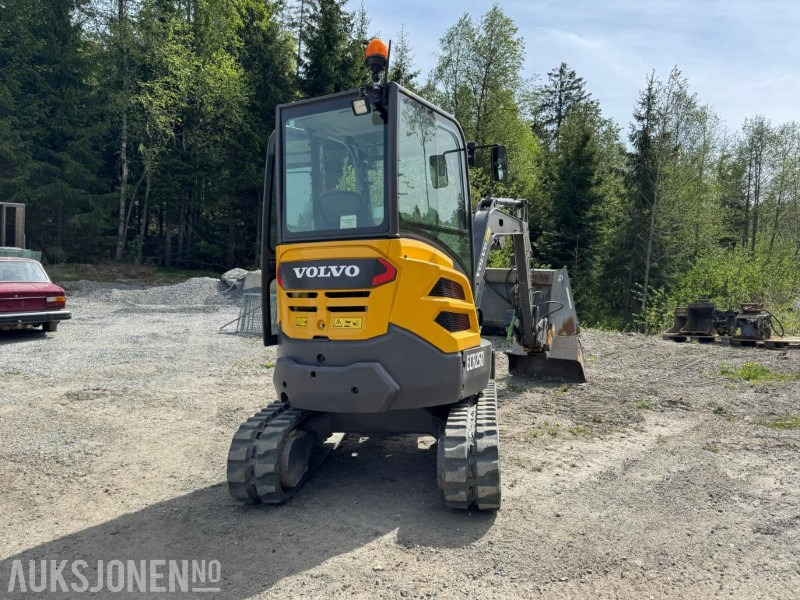 2017 Volvo ECR25D m/Engcon tiltrotator, SE-klype, 3 skuffer, vibroplate, 891 timer, Minigraver - Міні-екскаватор: фото 5 2017 Volvo ECR25D m/Engcon tiltrotator, SE-klype, 3 skuffer, vibroplate, 891 timer, Minigraver - Міні-екскаватор: фото 5
