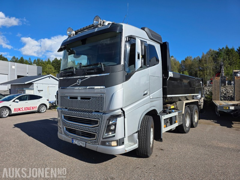 2017 Volvo FH16 tippbil med tipphenger + Maur bilpåbygg trippelkjerre - EURO6 - Nylig EU godkjent - Самоскид вантажівка: фото 1 2017 Volvo FH16 tippbil med tipphenger + Maur bilpåbygg trippelkjerre - EURO6 - Nylig EU godkjent - Самоскид вантажівка: фото 1