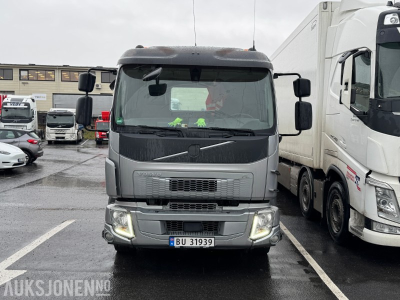 2017 Volvo FL D8 BERGINGSBIL M/HENGER EURO 6 VINSJ RETARDER LUFTFJÆRING LEDRIGGER ROTORLYS - Пожежна машина: фото 3 2017 Volvo FL D8 BERGINGSBIL M/HENGER EURO 6 VINSJ RETARDER LUFTFJÆRING LEDRIGGER ROTORLYS - Пожежна машина: фото 3
