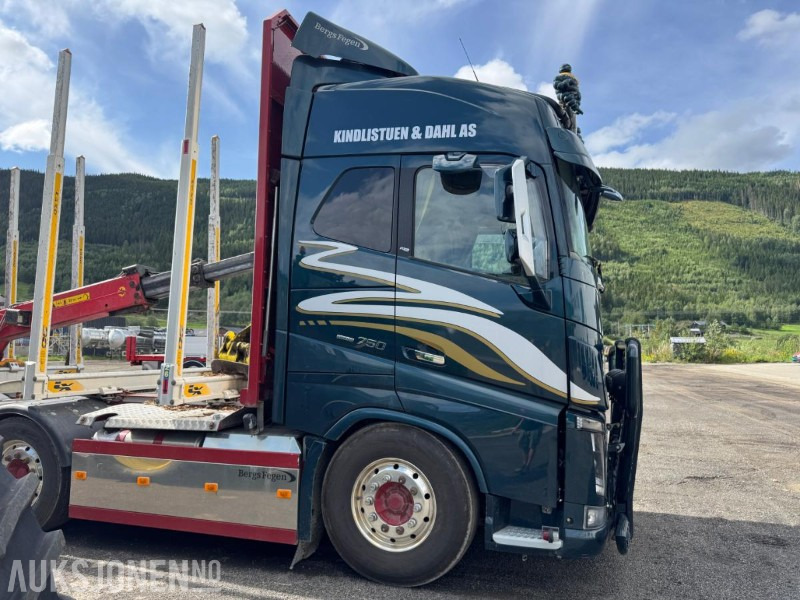 2018 Volvo FH16 8X4 komplett tømmerbil med kran og henger. - Лісовоз, Вантажівка з маніпулятором: фото 5 2018 Volvo FH16 8X4 komplett tømmerbil med kran og henger. - Лісовоз, Вантажівка з маніпулятором: фото 5