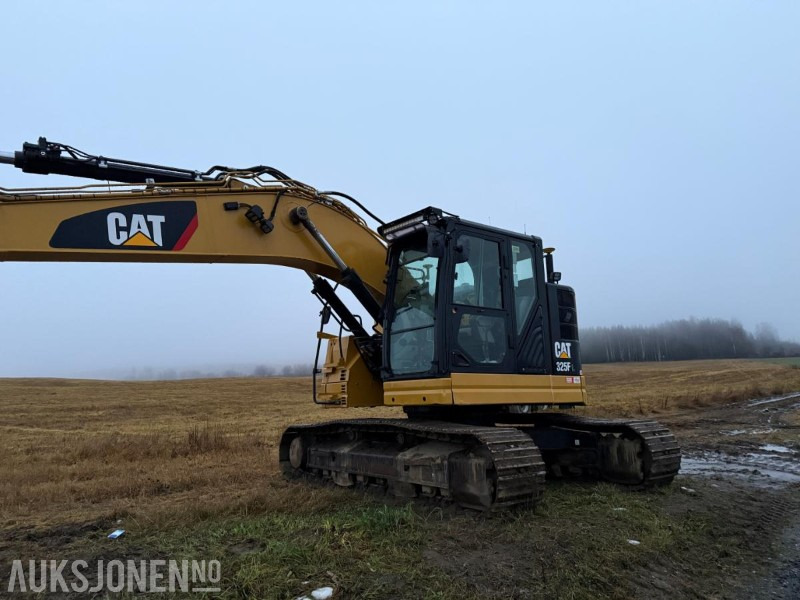 2019 Cat 325L m/Engcon tiltrotator, Gps og 2 skuffer - Екскаватор: фото 1 2019 Cat 325L m/Engcon tiltrotator, Gps og 2 skuffer - Екскаватор: фото 1