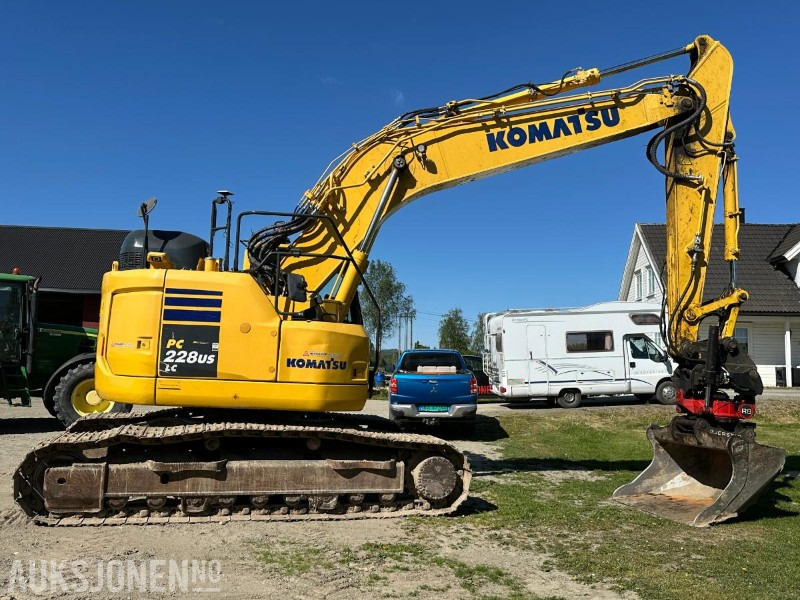 2019 Komatsu PC228USLC-11 - Gravemaskin - Tiltrotator R8 - Topcon GPS - 2skuffer - Sentralsmøring - 4467timer - Екскаватор: фото 5 2019 Komatsu PC228USLC-11 - Gravemaskin - Tiltrotator R8 - Topcon GPS - 2skuffer - Sentralsmøring - 4467timer - Екскаватор: фото 5