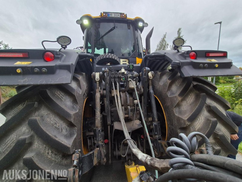 2020 JCB Fastrac 8330, 65 km/t, 1700 timer - Трактор: фото 4 2020 JCB Fastrac 8330, 65 km/t, 1700 timer - Трактор: фото 4
