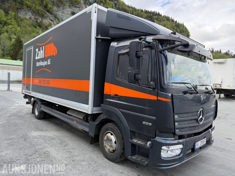 2020 Mercedes-Benz Atego 823 skapbil m/løftelem | Automat | Webasto | Palfinger lift - Вантажівка з закритим кузовом: фото 3 2020 Mercedes-Benz Atego 823 skapbil m/løftelem | Automat | Webasto | Palfinger lift - Вантажівка з закритим кузовом: фото 3