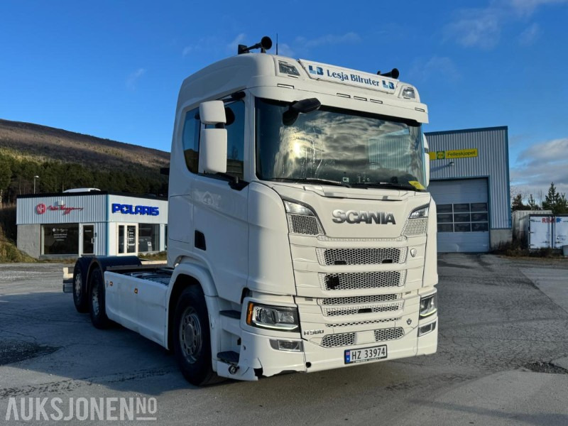2020 Scania R580 CHASSIS, V8, EURO 6, SVING AKSEL 3, DIESELVARMER, - Вантажівка шасі: фото 3 2020 Scania R580 CHASSIS, V8, EURO 6, SVING AKSEL 3, DIESELVARMER, - Вантажівка шасі: фото 3