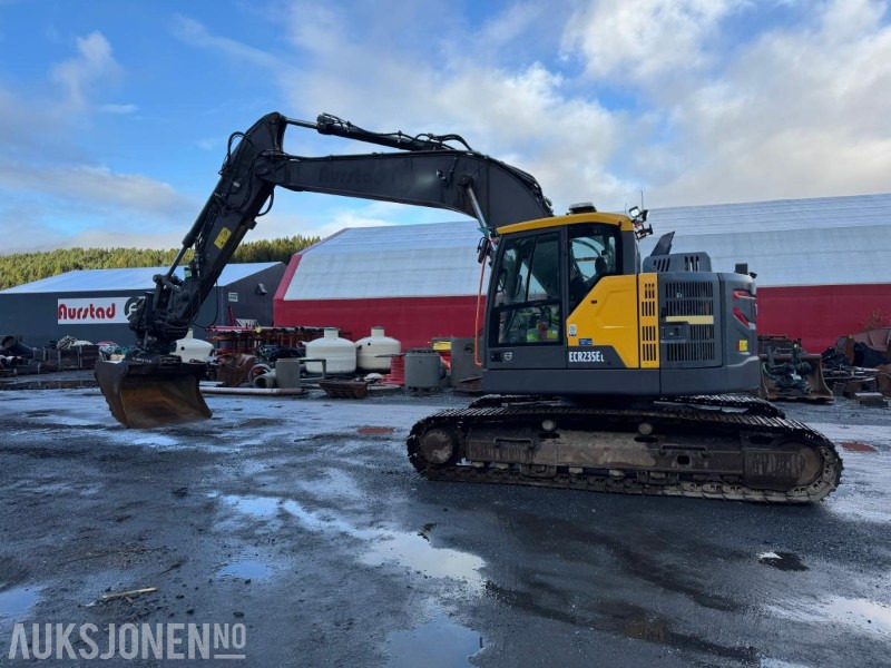 2020 Volvo ECR 235EL Gravemaskin - S70 feste - Pusskuffe - Sentralsmøring - bunkringspumpe - Tiltrotator - Pusskuffe - Sertifisert - Екскаватор: фото 1 2020 Volvo ECR 235EL Gravemaskin - S70 feste - Pusskuffe - Sentralsmøring - bunkringspumpe - Tiltrotator - Pusskuffe - Sertifisert - Екскаватор: фото 1
