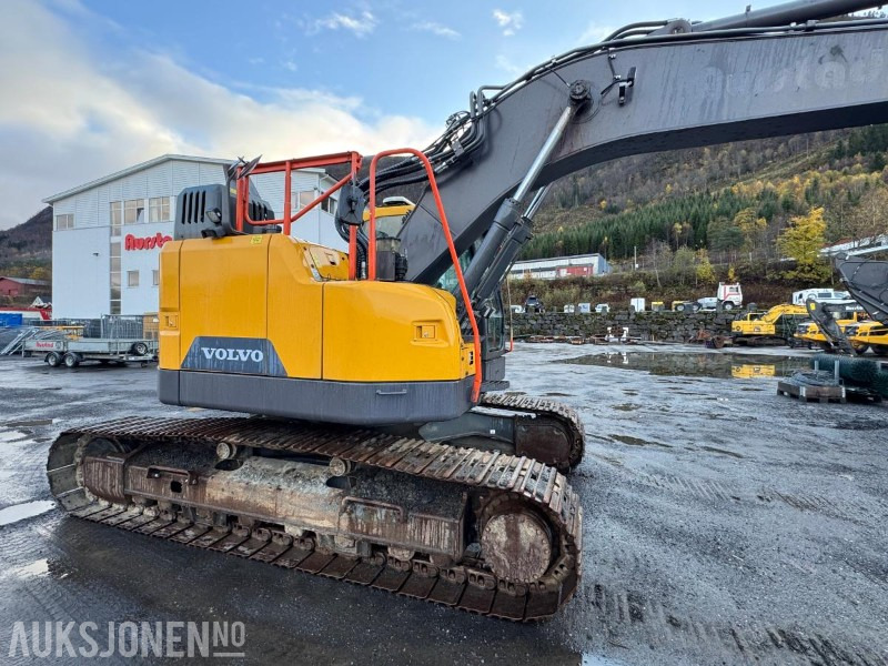 2020 Volvo ECR 235EL Gravemaskin - S70 feste - Pusskuffe - Sentralsmøring - bunkringspumpe - Tiltrotator - Pusskuffe - Sertifisert - Екскаватор: фото 5 2020 Volvo ECR 235EL Gravemaskin - S70 feste - Pusskuffe - Sentralsmøring - bunkringspumpe - Tiltrotator - Pusskuffe - Sertifisert - Екскаватор: фото 5
