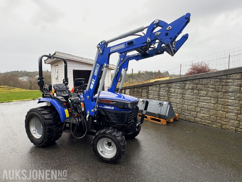 2021 Farmtrac 26H 4WD - KUN 98 timer! - mye tilbehør / ekstra utstyr| - Трактор: фото 2 2021 Farmtrac 26H 4WD - KUN 98 timer! - mye tilbehør / ekstra utstyr| - Трактор: фото 2