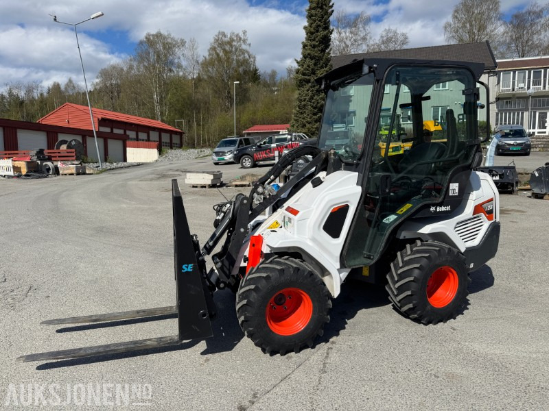 2022 Bobcat L23 kompaktlaster med skuffe, gafler og hydraulisksnøskjær - Міні-навантажувач: фото 1 2022 Bobcat L23 kompaktlaster med skuffe, gafler og hydraulisksnøskjær - Міні-навантажувач: фото 1