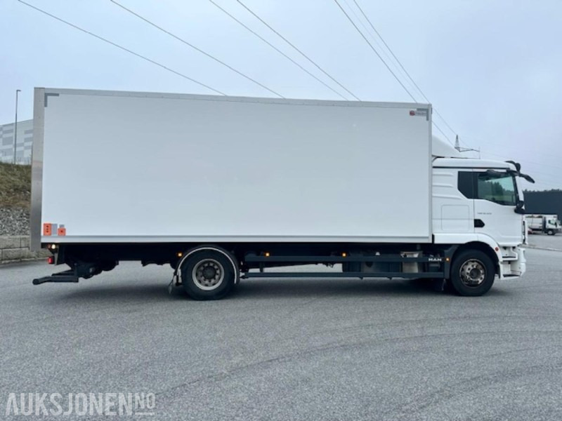 2022 MAN TGM lastebil – 18 paller – Meget god stand - 141868 km. - Вантажівка з закритим кузовом: фото 5 2022 MAN TGM lastebil – 18 paller – Meget god stand - 141868 km. - Вантажівка з закритим кузовом: фото 5